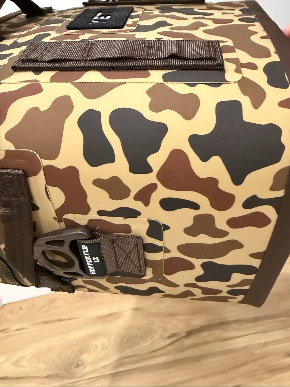 Yeti Hopper Flip 12 Wetlands Camo
